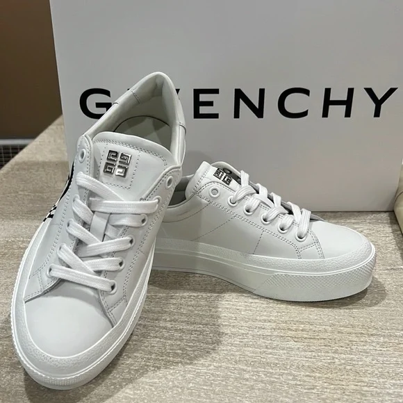 Givenchy x Chito City Court レザー スニーカー Givenchy | Shoes | Givenchy X Chito City Court Sneakers
